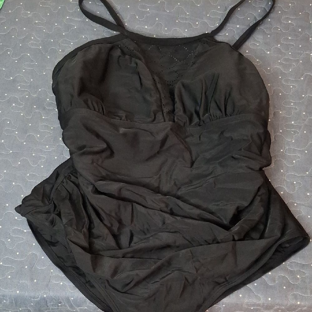 Ava & Viv Black Swimsuit 20W